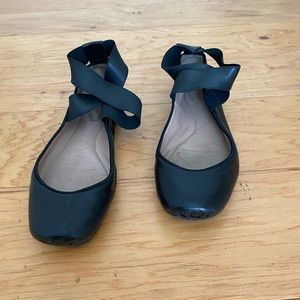 BLACK CHLOÉ ANKLE STRAP BALLET FLAT - SIZE 35 1/2